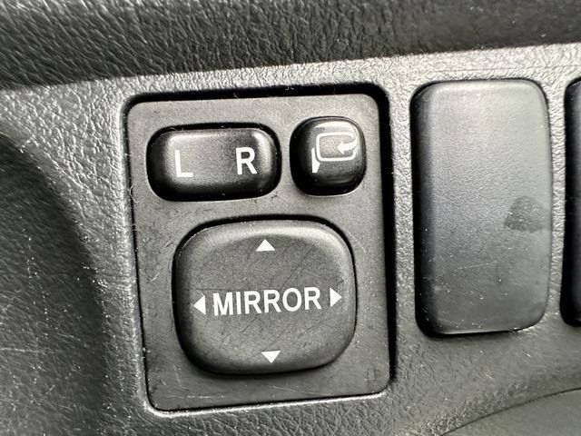 0520030A30250209W00119.jpg
