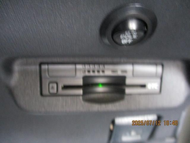 0802982A30250712W00113.jpg