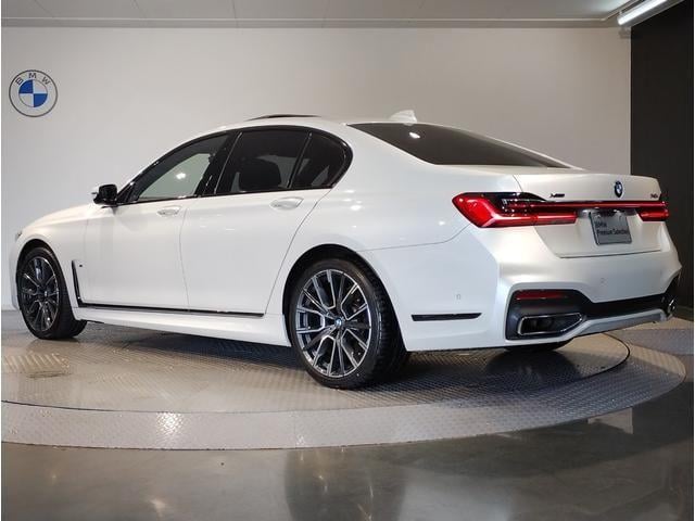 f305b6bc568a0dba3d67d3326969d054.jpg