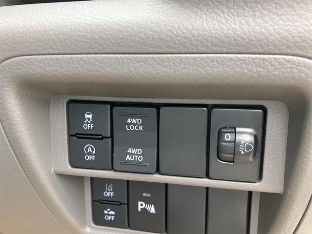 0202095A30250612W00811.jpg