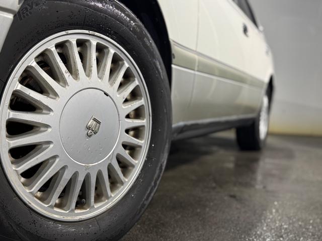 0540491A30251111W00202.jpg
