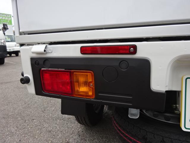 0501894A30251227W00118.jpg
