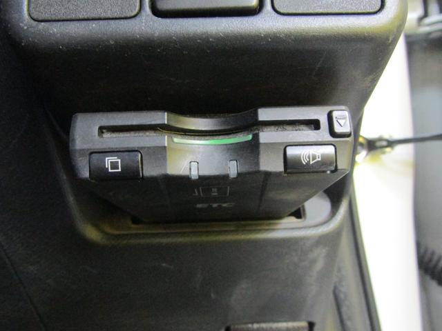 0560837A30260203W00219.jpg
