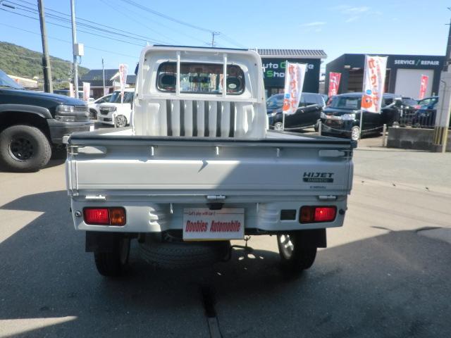 9800169A30251028W00102.jpg