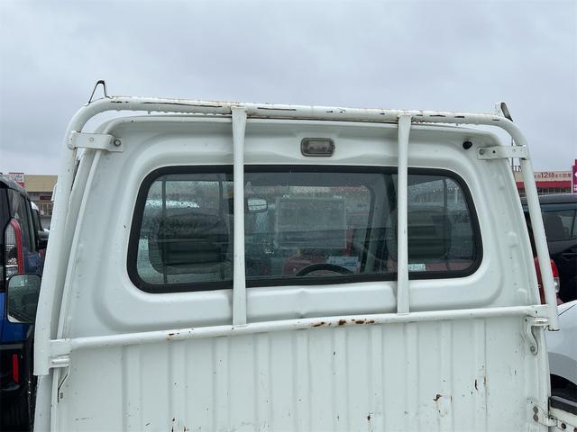 0404544A30260313W00216.jpg