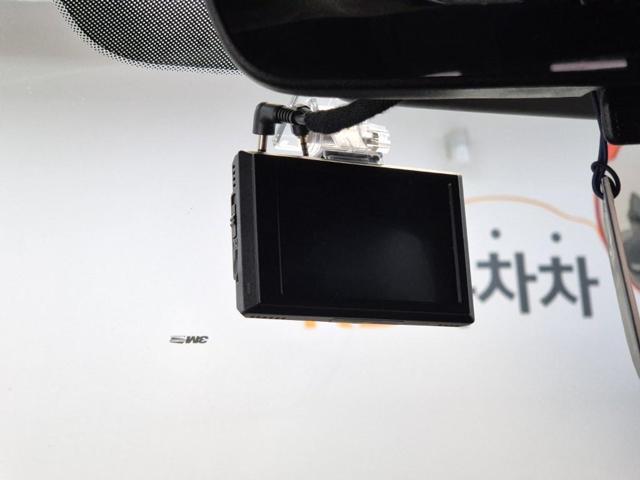 5121500928R16.jpg