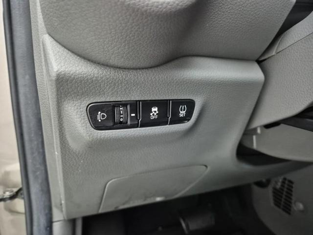 5101000842R16.jpg