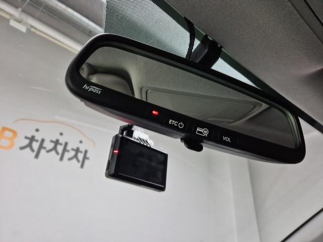5121001464R16.jpg