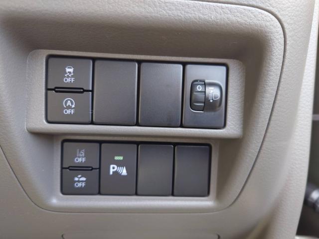0551526A30251102W00111.jpg