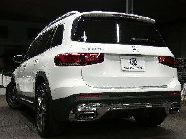 8cb3f35a27e10b7e7d12903e36021771.jpg