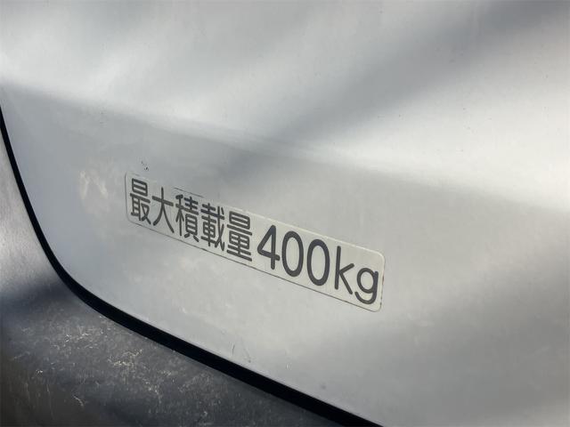 0901582A30260218W00217.jpg