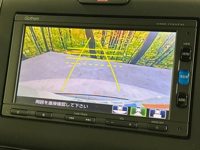 22132945_carP_l_10.jpg
