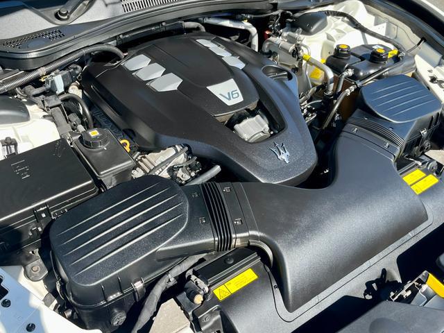 0541143A30260228W00217.jpg