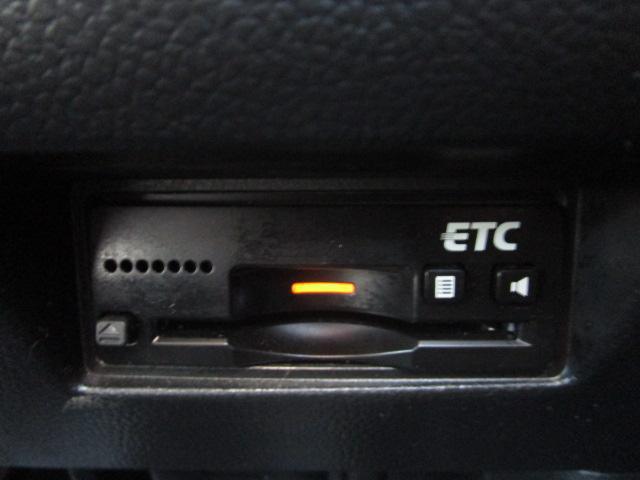 61e38e6ada2d0e4b3ed5e9fff86c2465.jpg