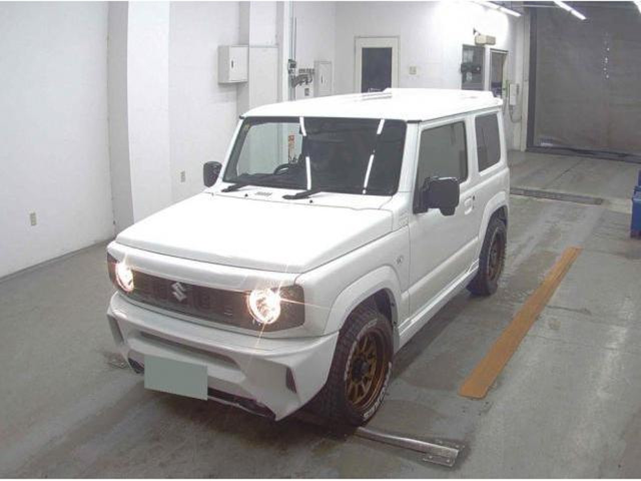 2023 Suzuki Jimny, photo 1 of 1