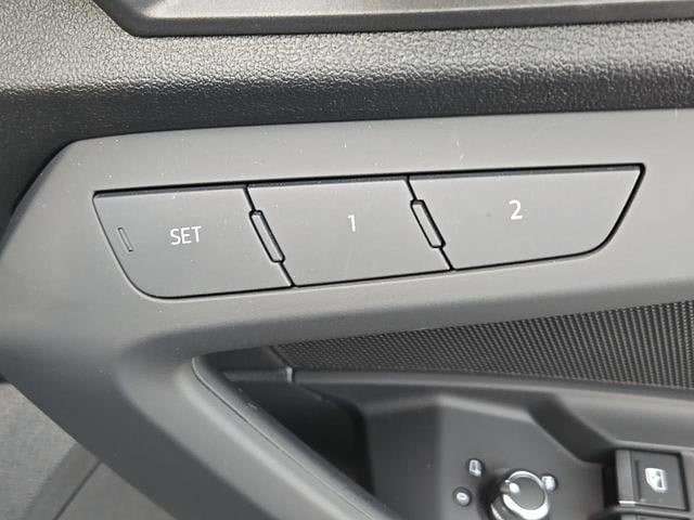 9000173A30241220W00409.jpg