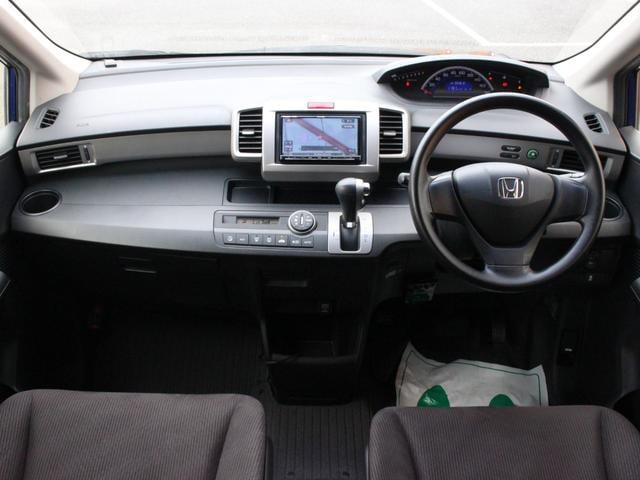 0520029A30250929W00303.jpg