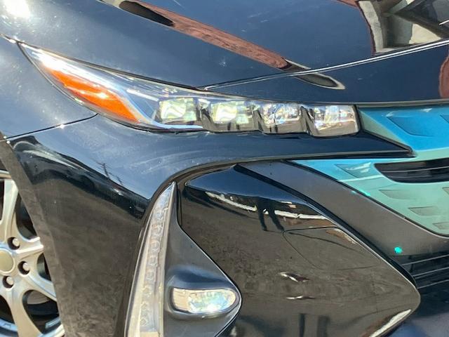 0209378A30260221W00117.jpg