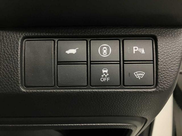 0303903A30260329W00117.jpg