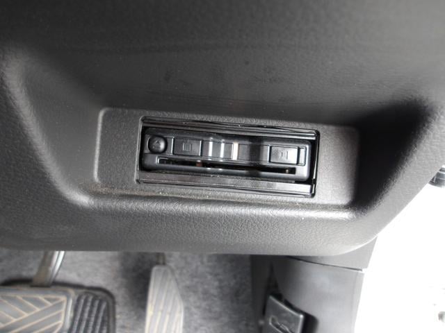 0401423A30251003W00210.jpg