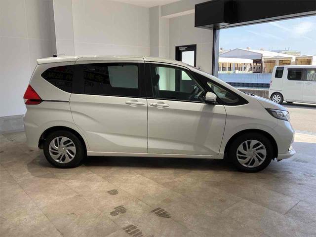22654578_carP_l_19.jpg