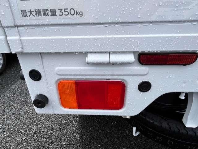 0100060A20250919E00205.jpg