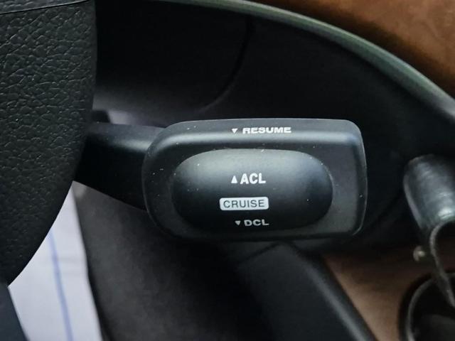 5121502542R15.jpg