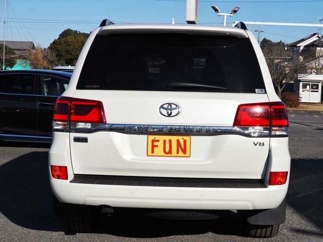 9fdaba6e43eade9f05d314bc7f7c182f.jpg