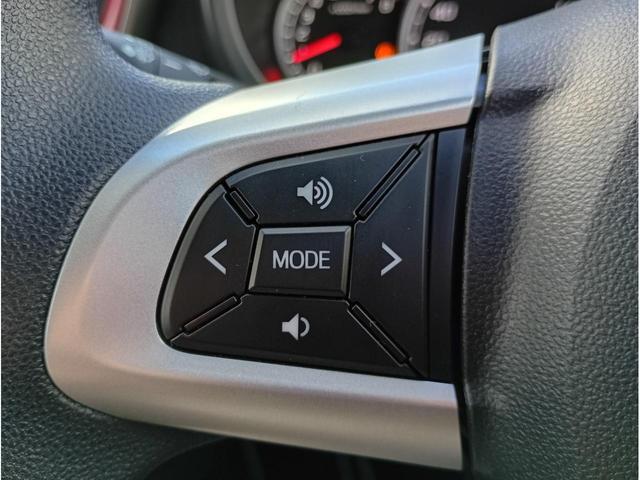 0400018A30251218W00112.jpg