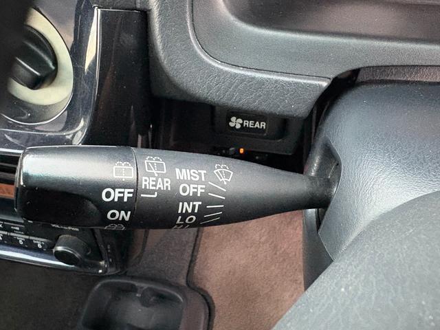 0404640A30251020W00215.jpg