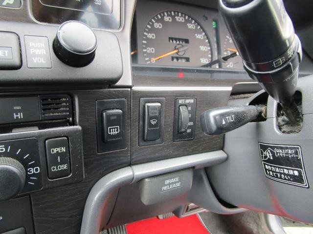 0300490A30260227W00119.jpg