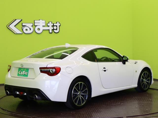 23088187_carP_l_16.jpg