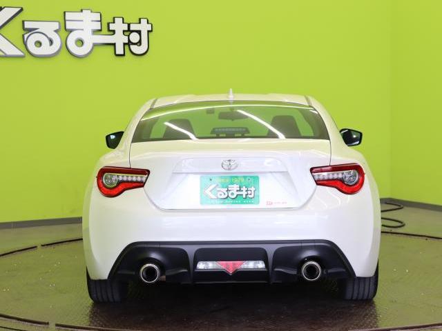 23088187_carP_l_18.jpg