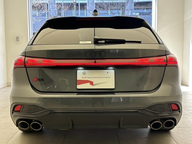 db600eb39ebfc2d6dba03ed32932abae.jpg