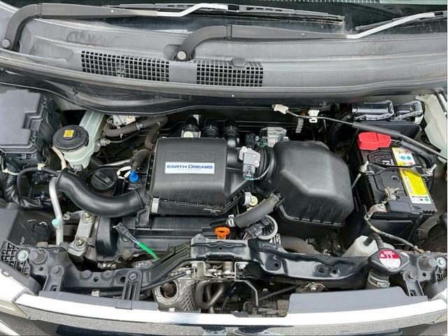 0508166A30260302W00412.jpg