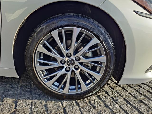 94baa9459feca1c790d93ec47cc28490.jpg