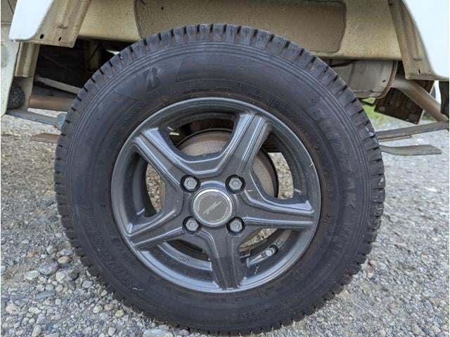 0541614A30250822W00315.jpg