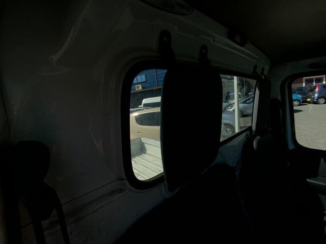 0700516A30260221W00107.jpg