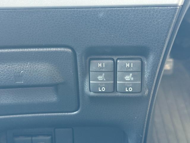 0400041A30250622W00206.jpg