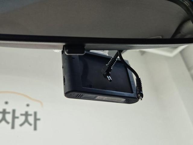 6011002389R15.jpg