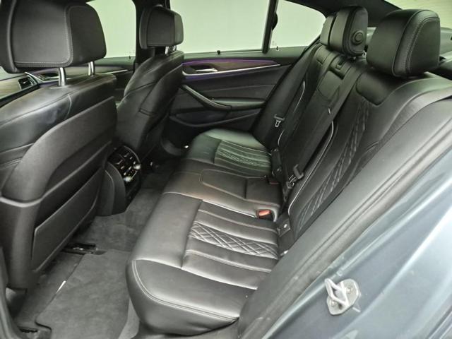 6011000156R12.jpg