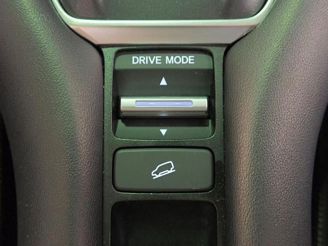 0201190A30250915W00516.jpg