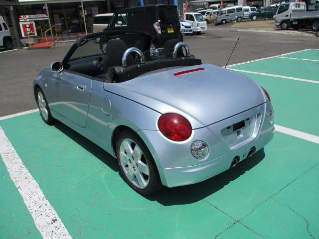 786db5e25702b89ebf1f2475a1703f57.jpg