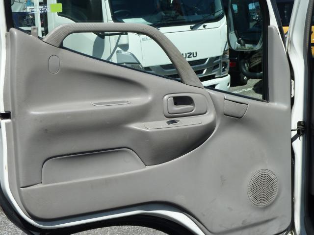 23039617_carP_l_18.jpg