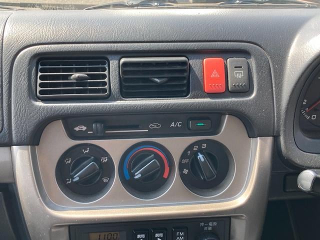 0508012A30250927W00105.jpg