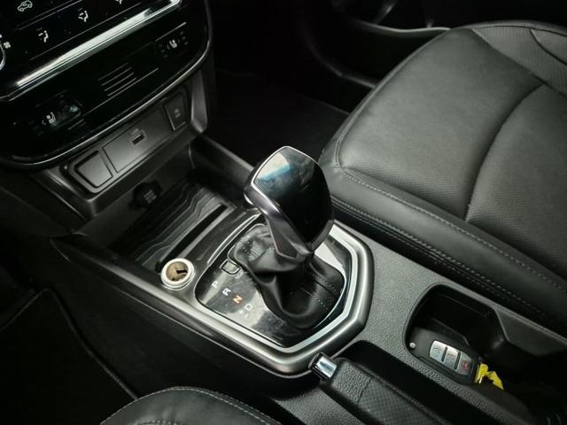 6011000308R8.jpg