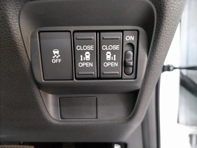 0122764A30251004W00516.jpg