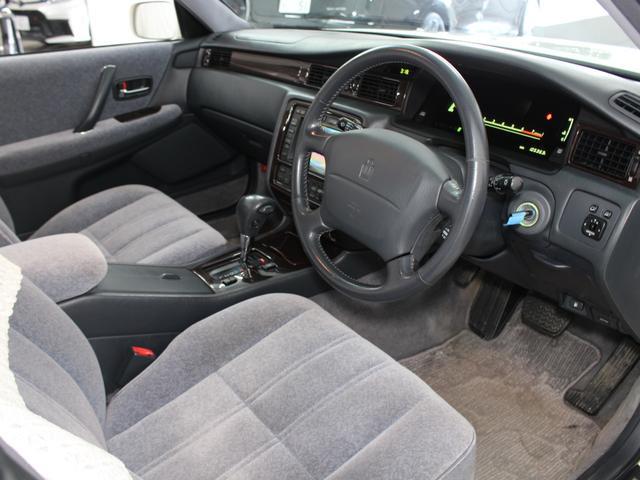 9572641A30260411W00112.jpg