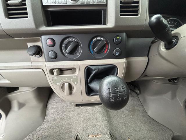 0700199A30250825W00113.jpg