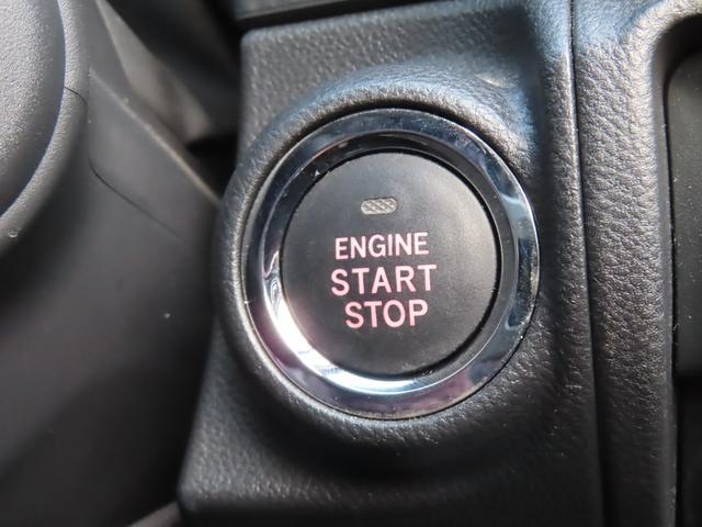 0561200A30251215W00109.jpg